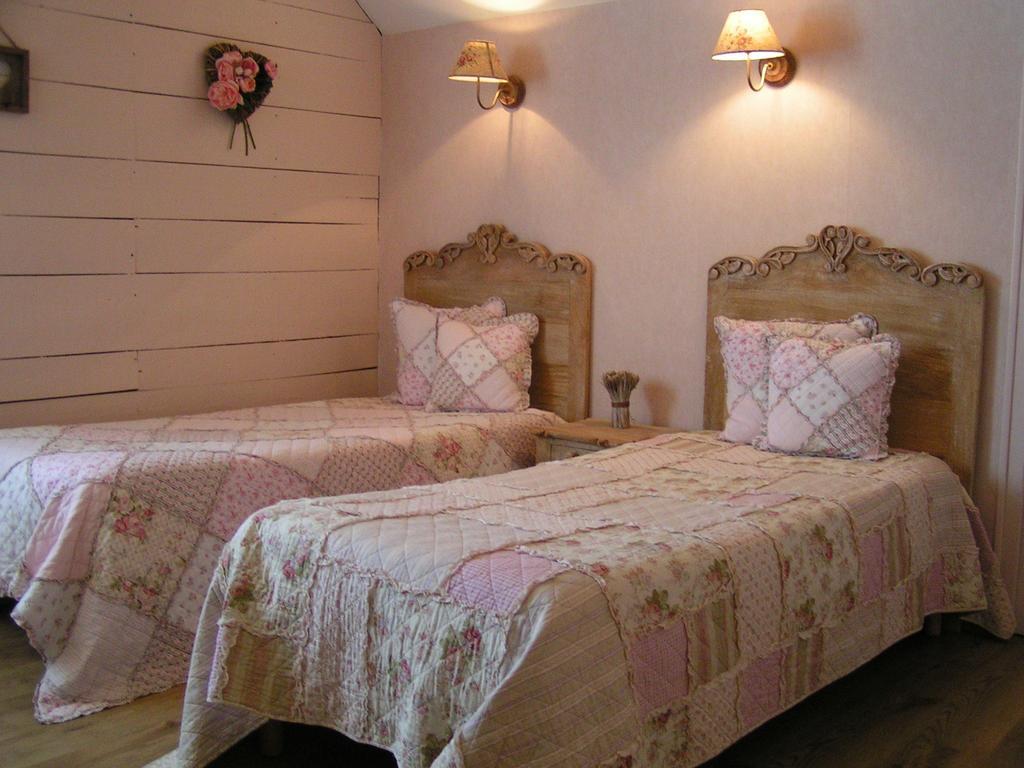 La Freneraie Hotel Paulhac  Quarto foto